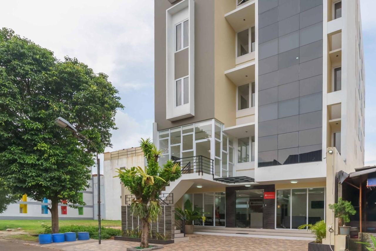 Reddoorz Plus Near Eka Hospital Bsd 5 Dadap Buitenkant foto