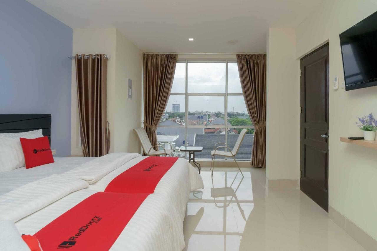 Reddoorz Plus Near Eka Hospital Bsd 5 Dadap Buitenkant foto