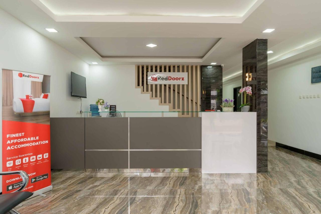 Reddoorz Plus Near Eka Hospital Bsd 5 Dadap Buitenkant foto