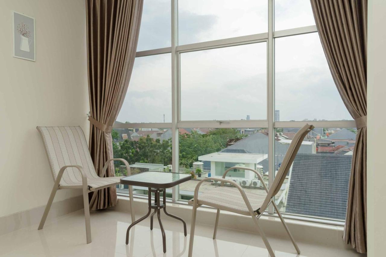 Reddoorz Plus Near Eka Hospital Bsd 5 Dadap Buitenkant foto